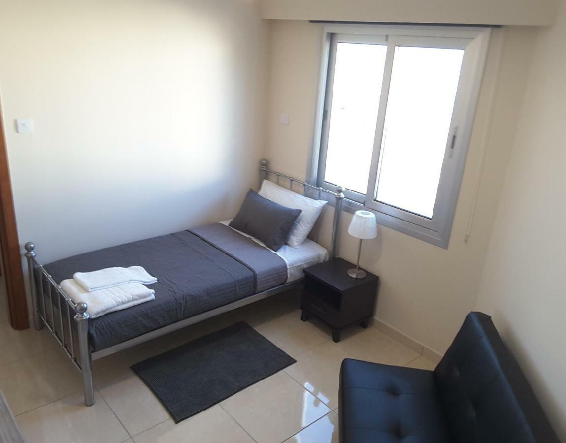 Lighthouse By The Sea Lovely 2Bdr Apartment Paphos Luaran gambar