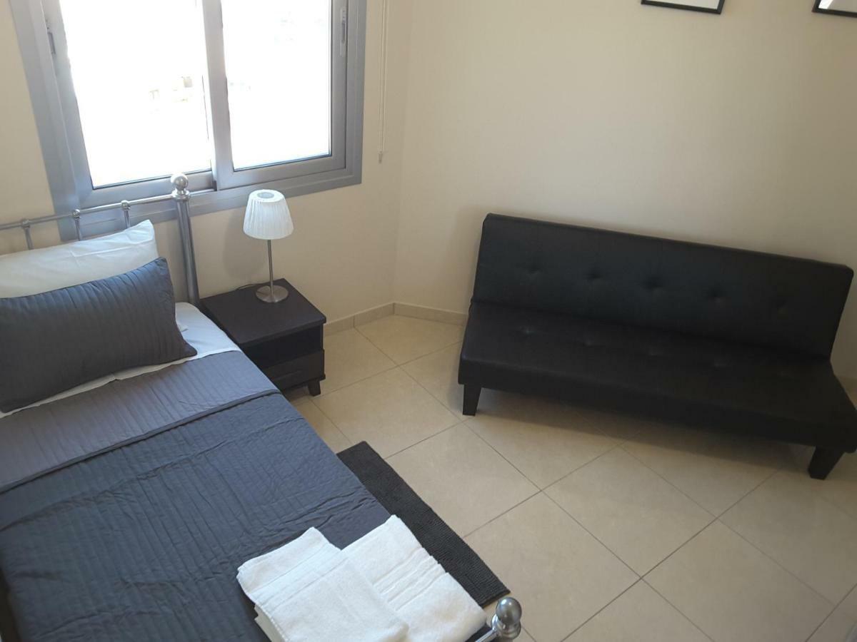 Lighthouse By The Sea Lovely 2Bdr Apartment Paphos Luaran gambar