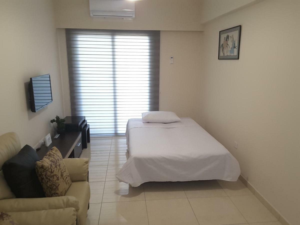 Lighthouse By The Sea Lovely 2Bdr Apartment Paphos Luaran gambar